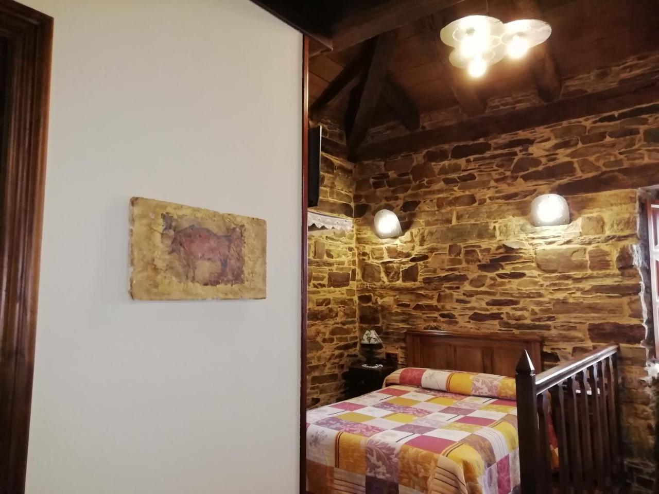Vega de Logares Apartamentos Rurales Casa Do Cabo מראה חיצוני תמונה