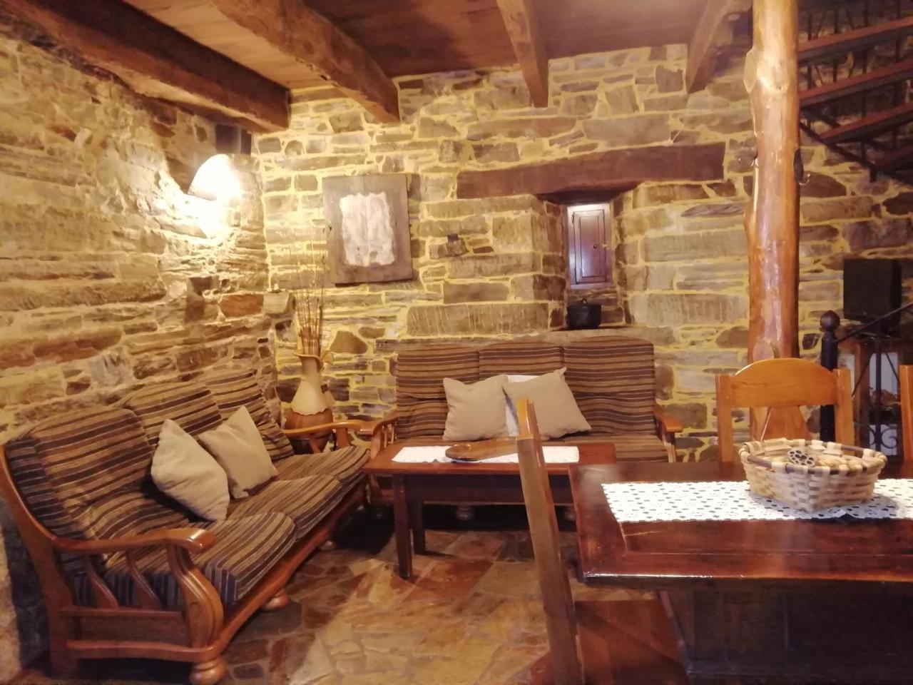Vega de Logares Apartamentos Rurales Casa Do Cabo מראה חיצוני תמונה